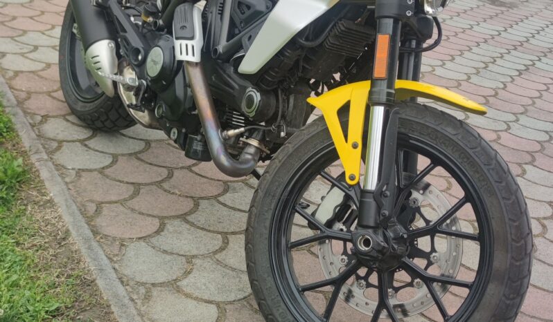 DUCATI scrambler icon 800 2023 pieno